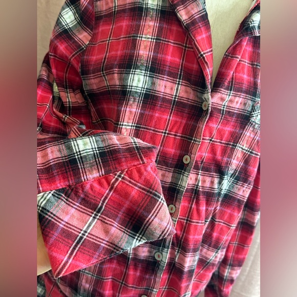 Victoria’s Secret plaided pajama set - Picture 9 of 9